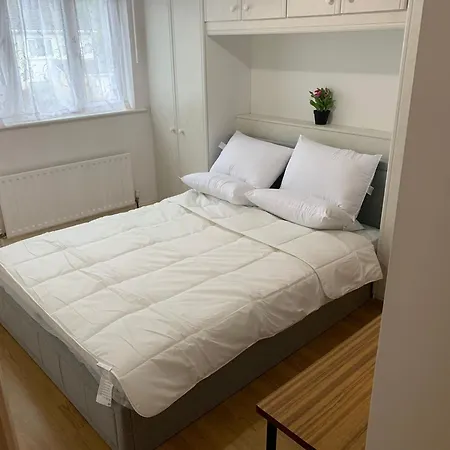 4 Bed House