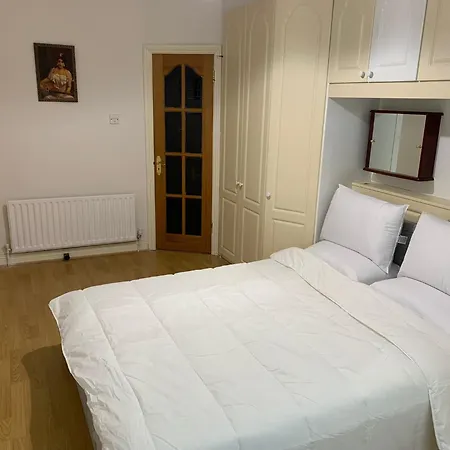 Alloggio in famiglia 4 Bed House